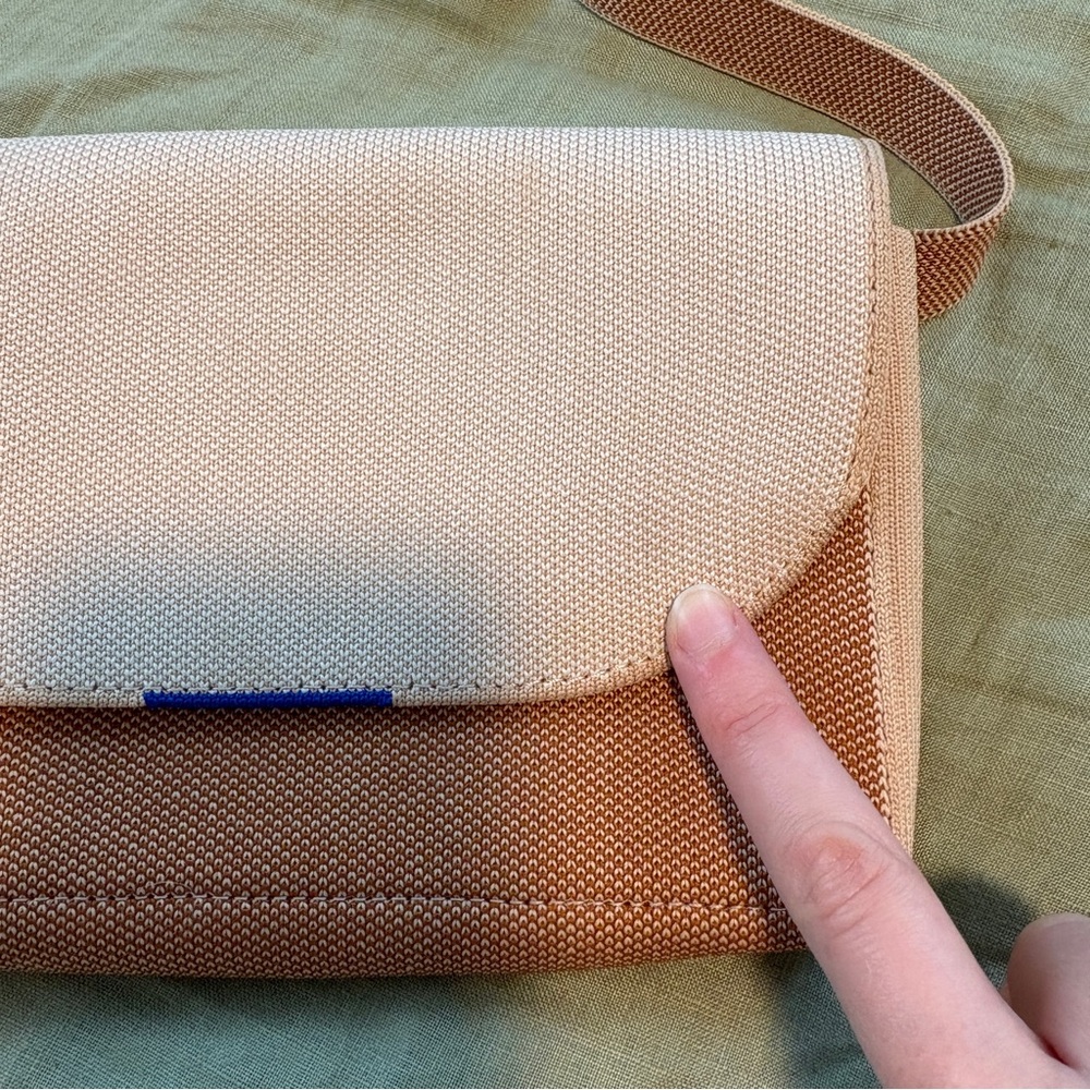 NWOT Rothy's the Belt Bag in Biscotti Brown *Small stain* - Picture 4 of 16